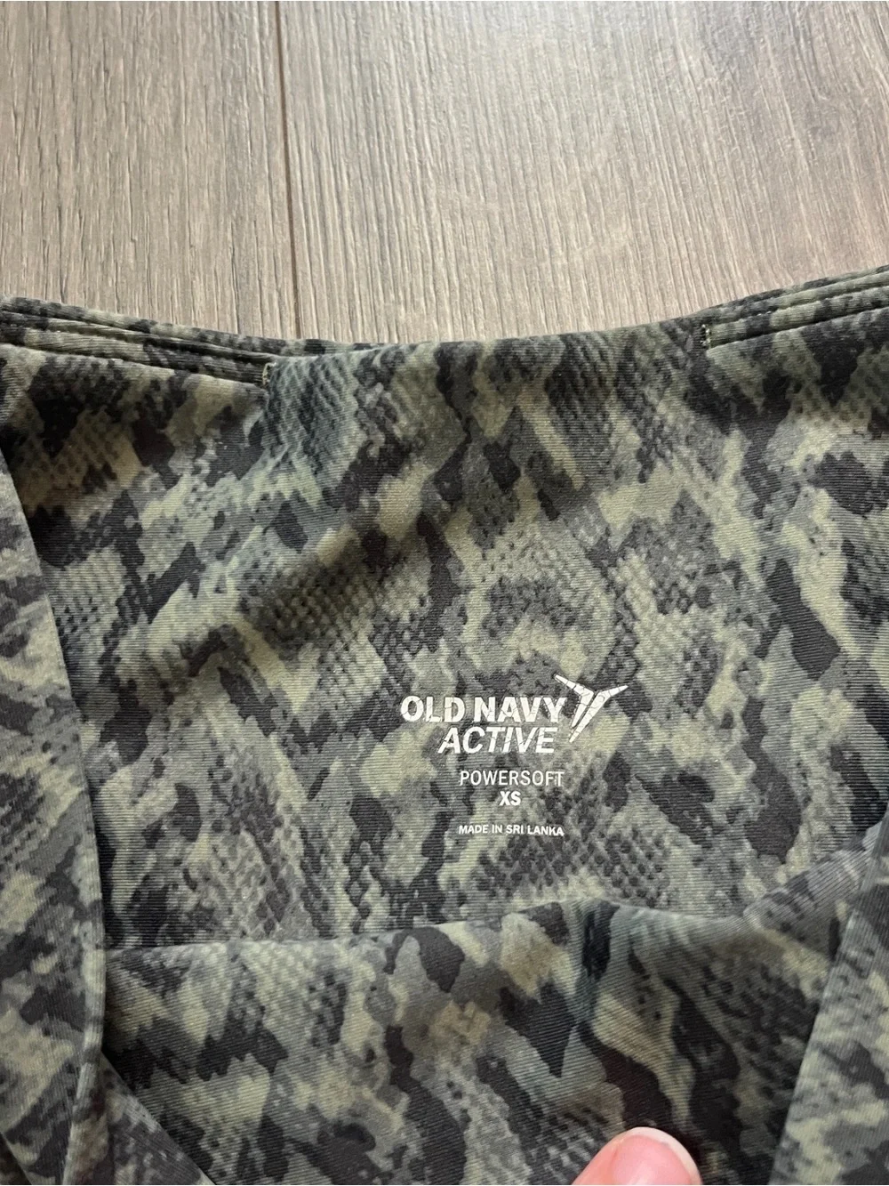 Old Navy Womens High-Waist Green Snake Print Bike Shorts Powersoft Size XS